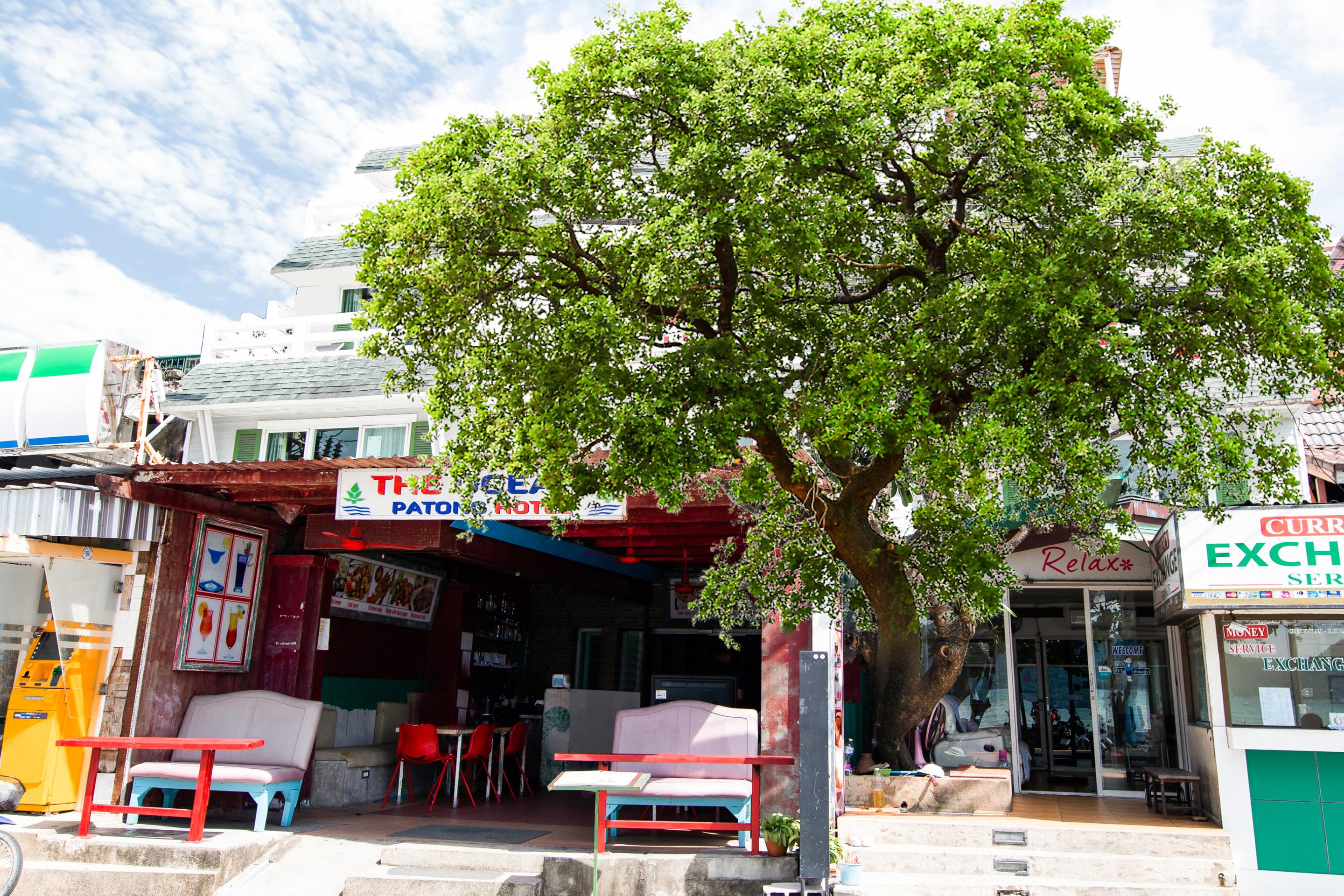 Oyo 255 The Ocean Hotel Patong Экстерьер фото