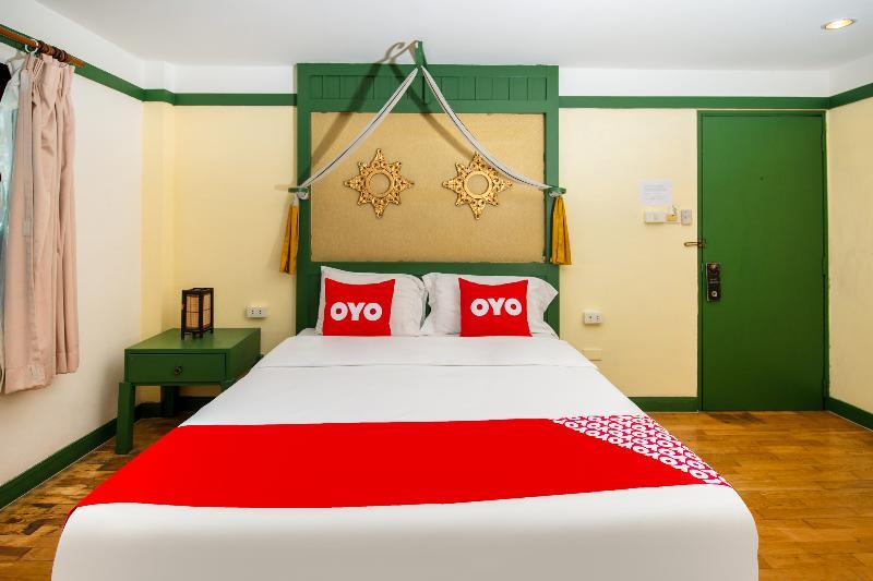 Oyo 255 The Ocean Hotel Patong Экстерьер фото